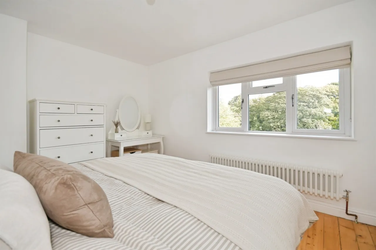 Gordon Road, Tideswell, SK17, photo 25
