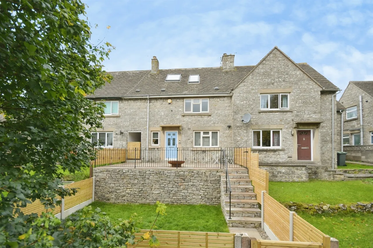 3 bed house for sale, Gordon Road, Tideswell, SK17