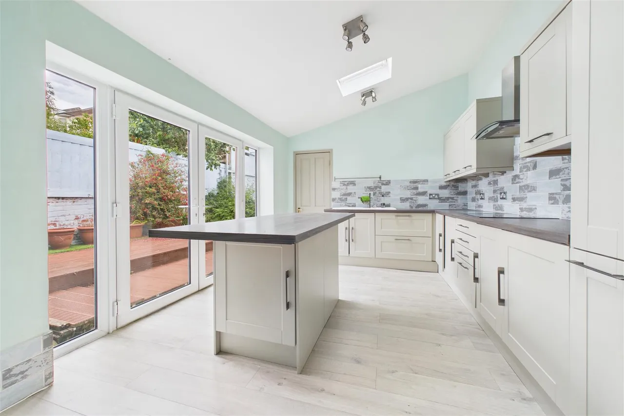 North Road, St. Andrews, BS6, photo 3
