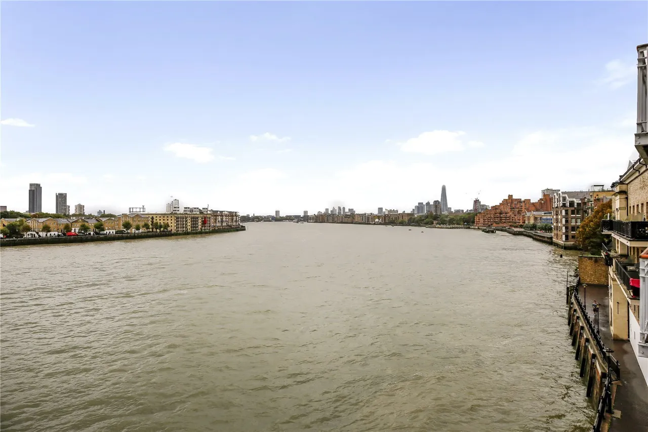 Narrow Street, London, E14, photo 5