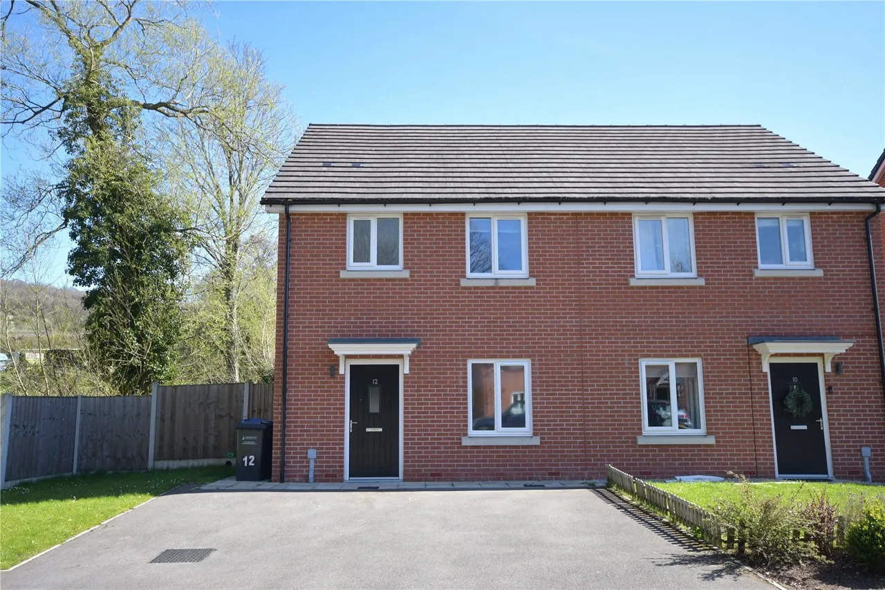 3 bed house for sale — Sail Court, Chesterfield, Derbyshire, S41