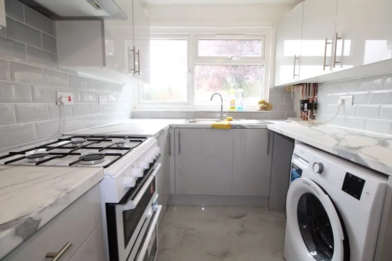 Arrow Close, Luton, LU3, photo 6