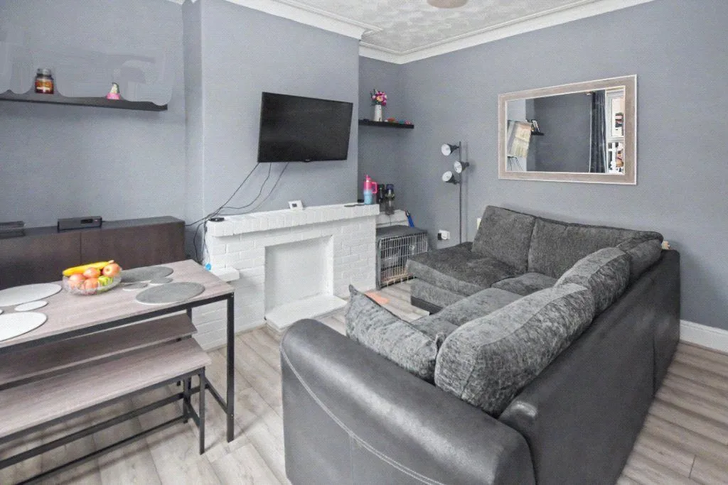 Cecil Grove, Leeds, LS12, photo 2