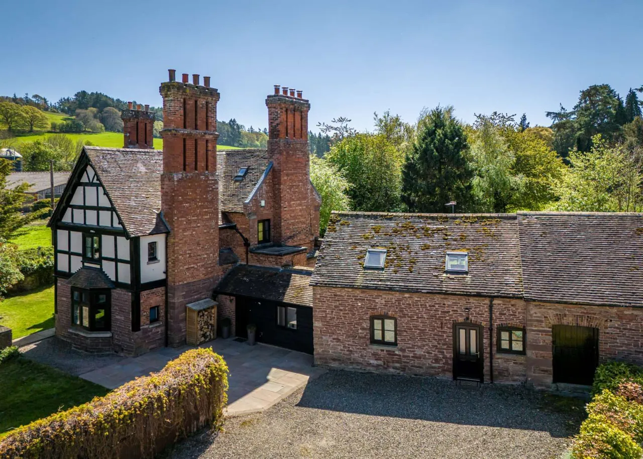 Monkhopton, Bridgnorth, WV16, photo 2