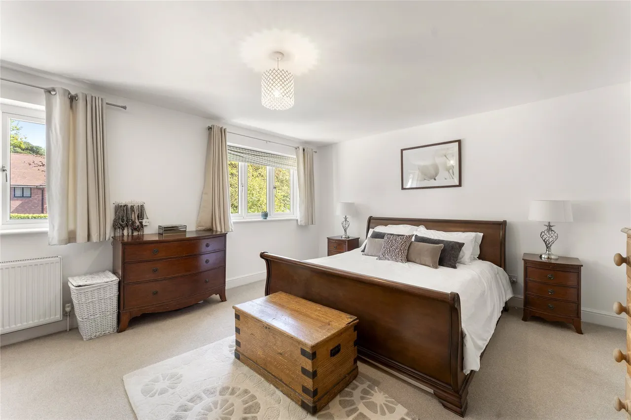 The Fairway, Weybridge, Surrey, KT13, photo 8