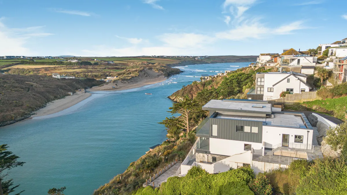 7 bed house for sale, Exceptional contemporary home with incredible views, Newquay