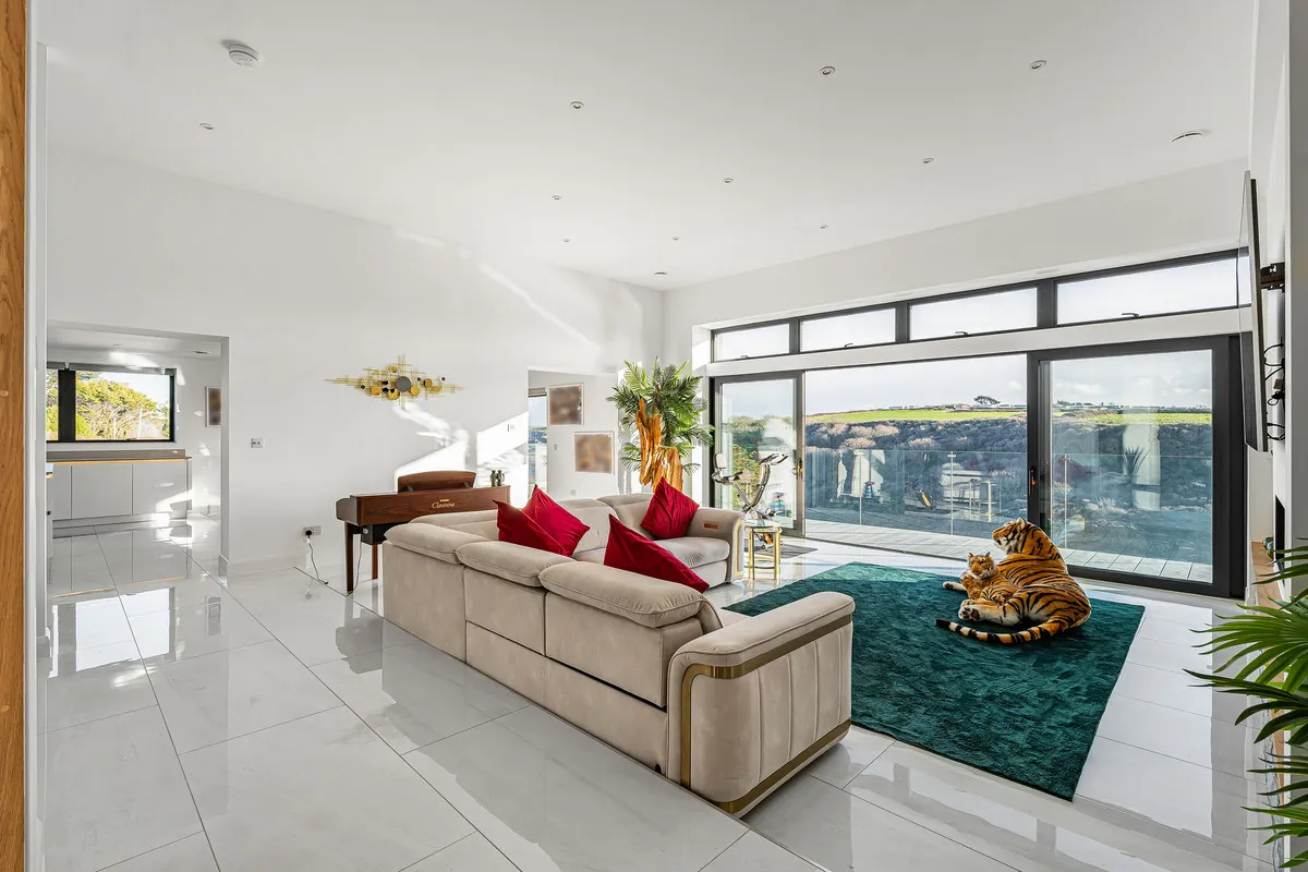 Exceptional contemporary home with incredible views, Newquay, photo 9