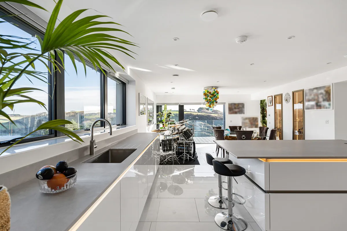 Exceptional contemporary home with incredible views, Newquay, photo 14