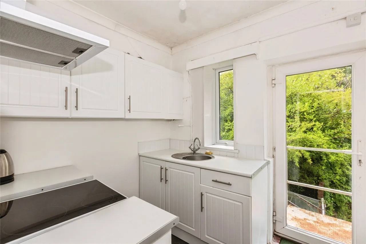 Llanmorlais, Swansea, SA4, photo 24