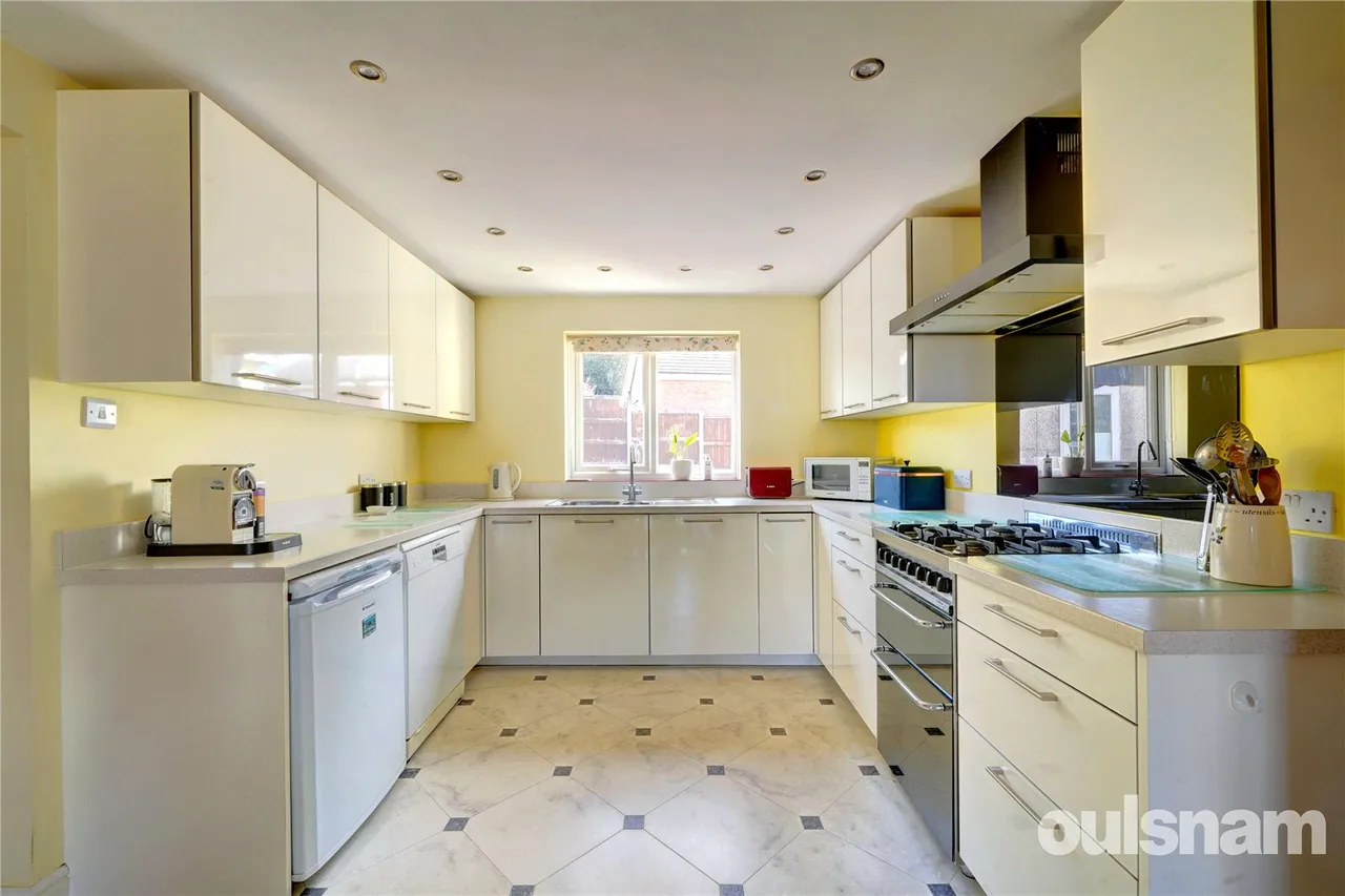 Doctors Hill, Bournheath, Bromsgrove, Worcestershire, B61 9JE, photo 19