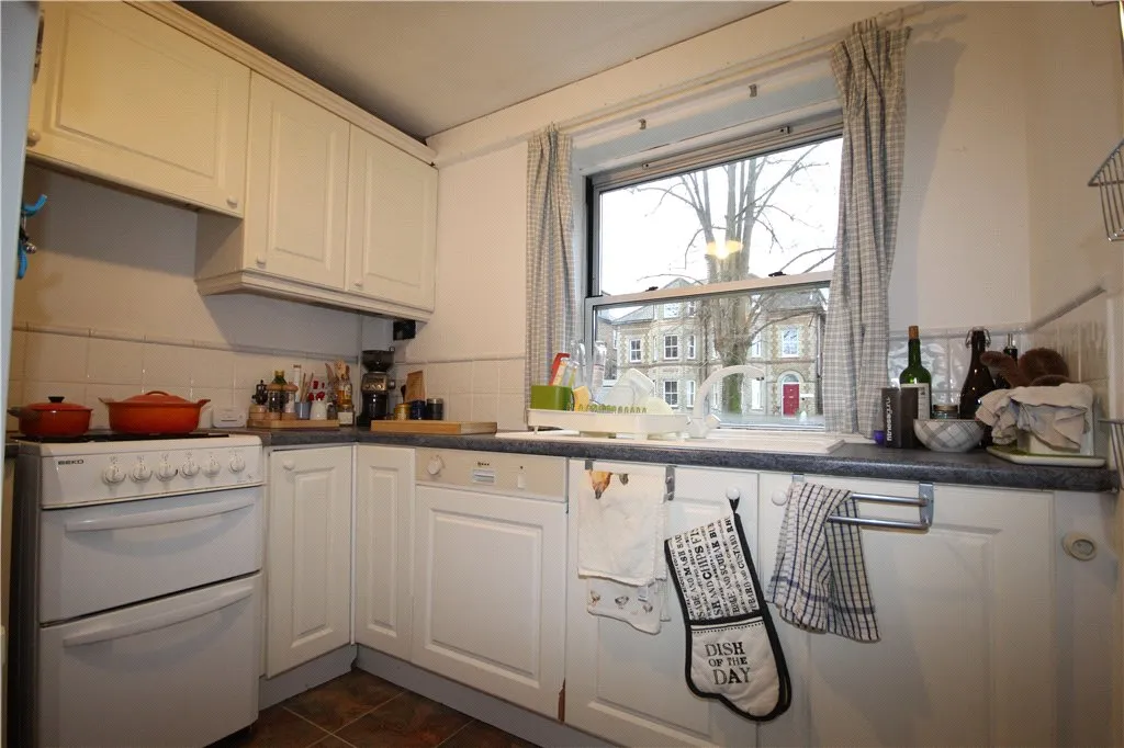 Jenner Road, Guildford, GU1, photo 4
