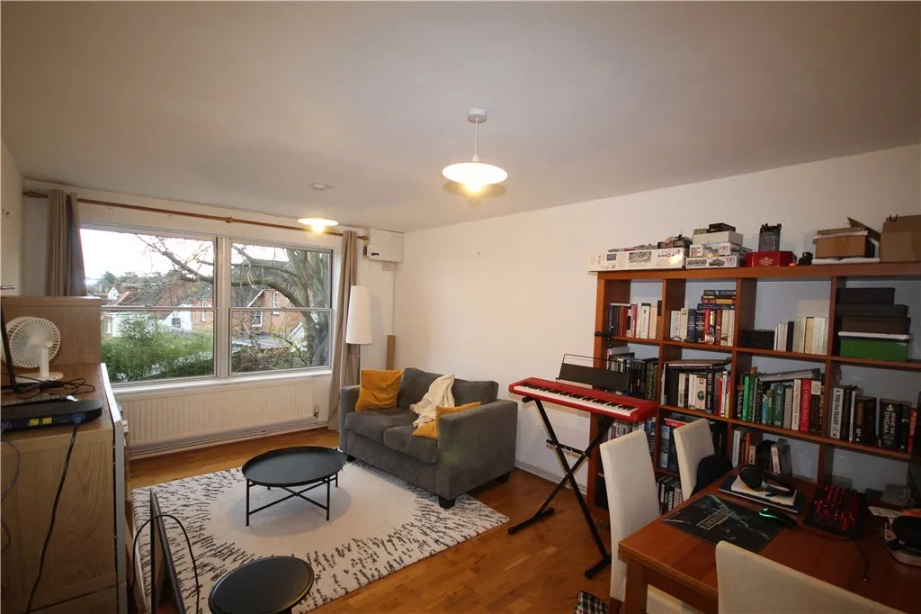 Jenner Road, Guildford, GU1, photo 2