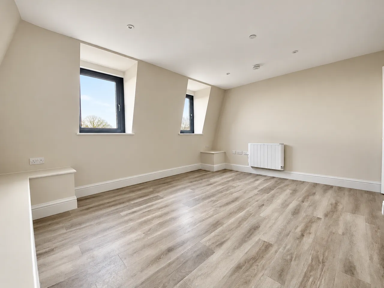 Upper Market Street, SO50, photo 5