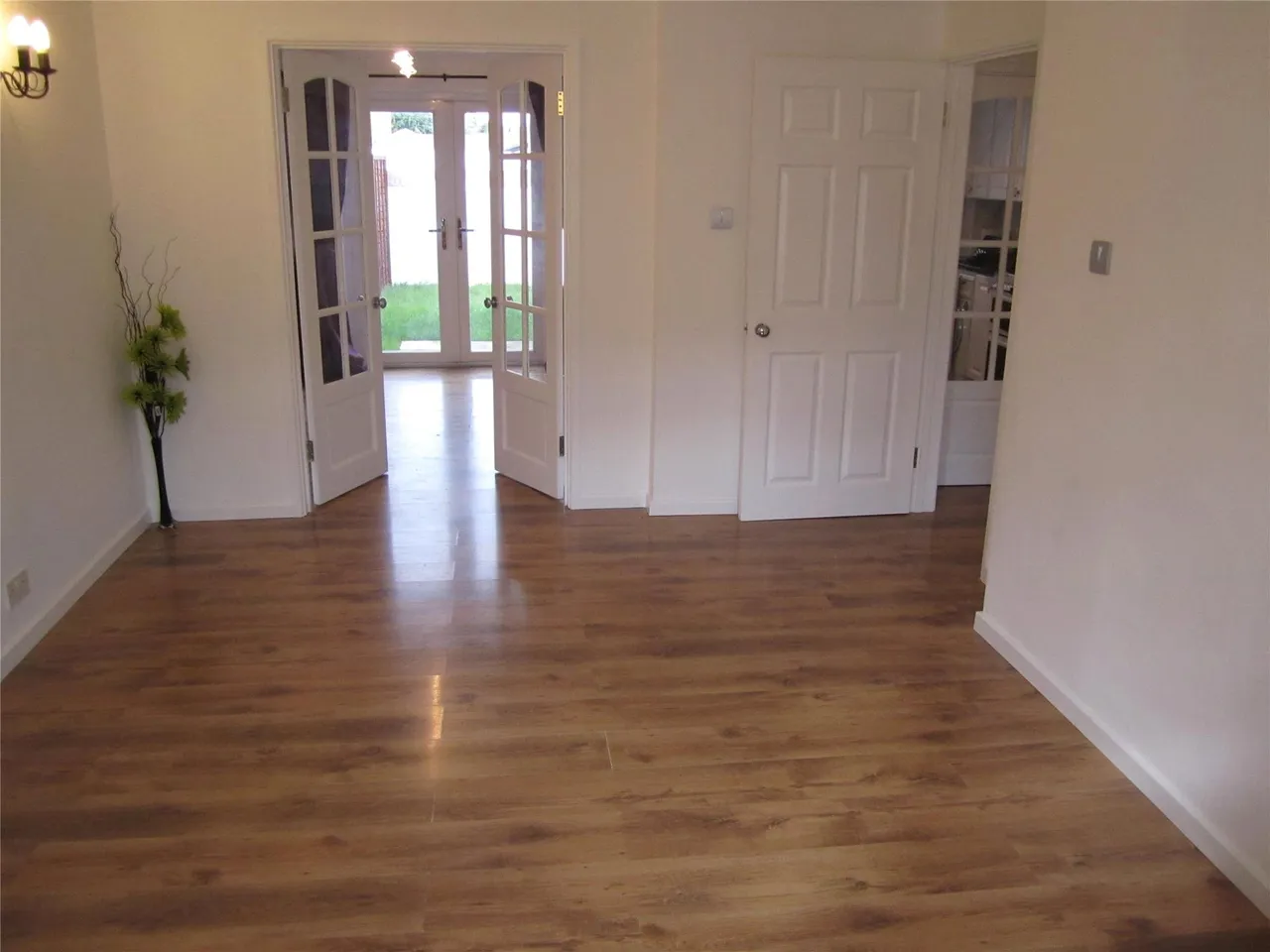 Elmgrove Estate, Gloucestershire, Hardwicke, GL2 4UJ, photo 4