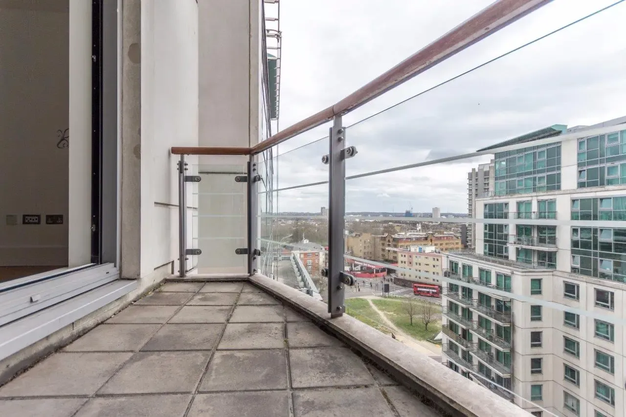 St. George Wharf, London, SW8, photo 5