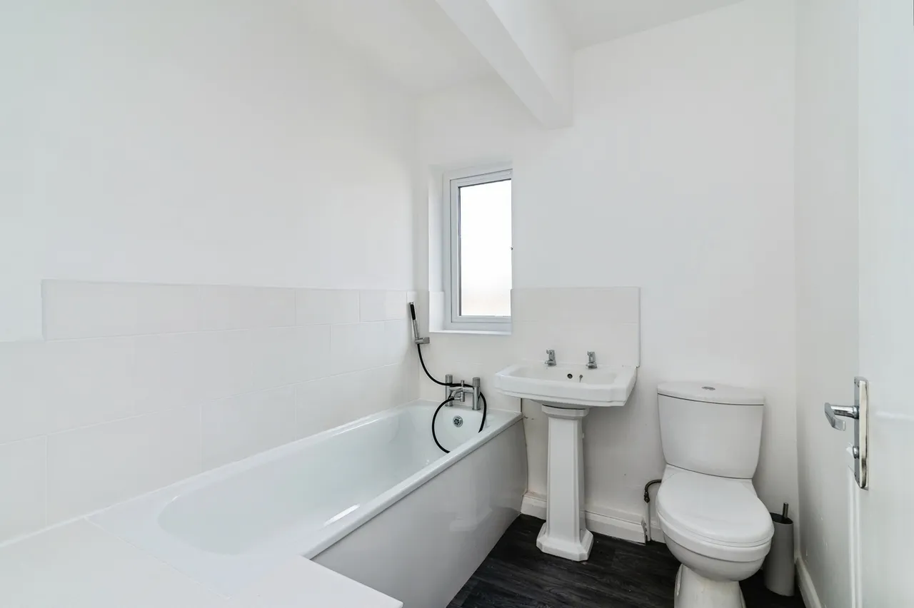 Whitwell Road, Nottingham, NG8, photo 4