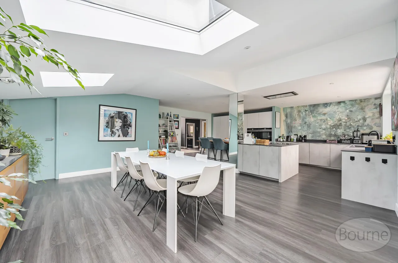 Old Compton Lane, Farnham, GU9, photo 6
