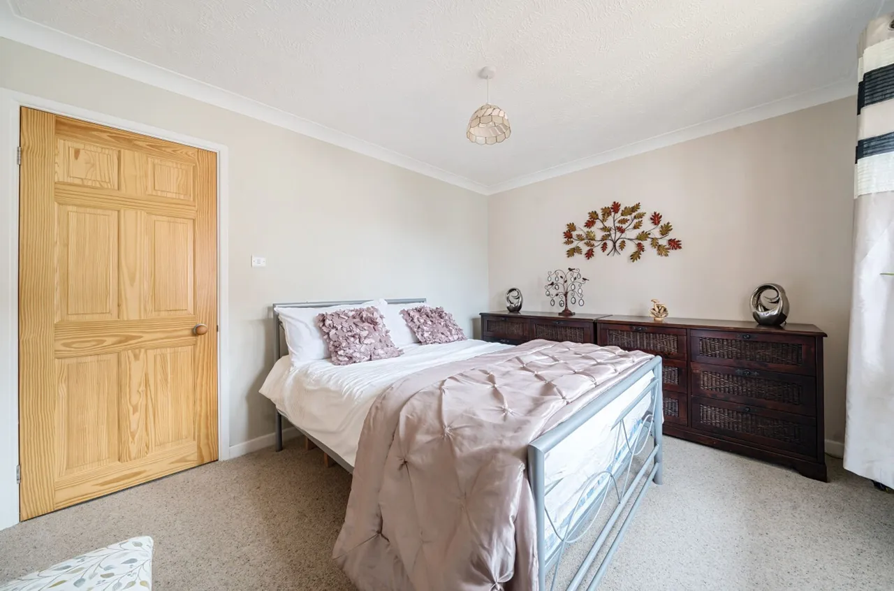 Lodge Close, Middleton-On-Sea, PO22, photo 9