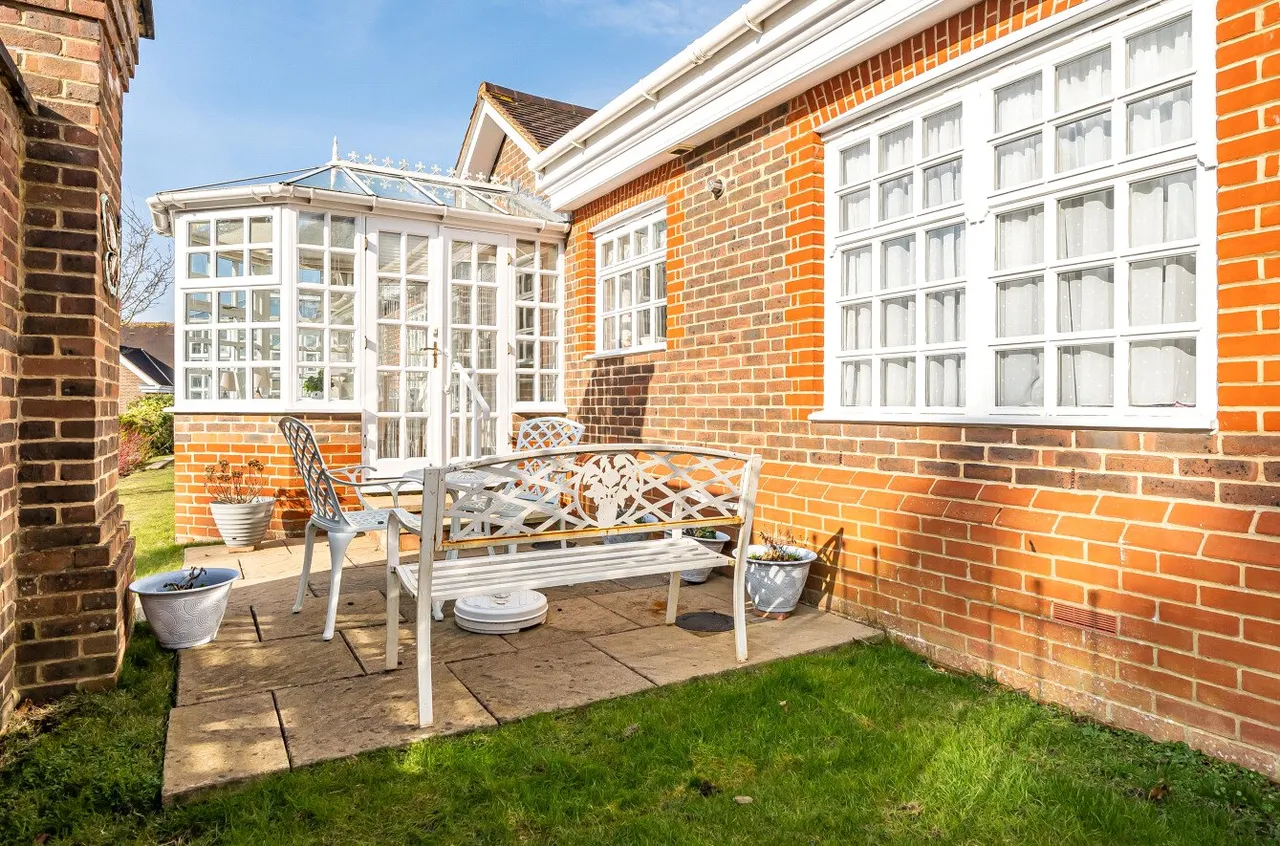 property for sale, Castle Village, Berkhamsted