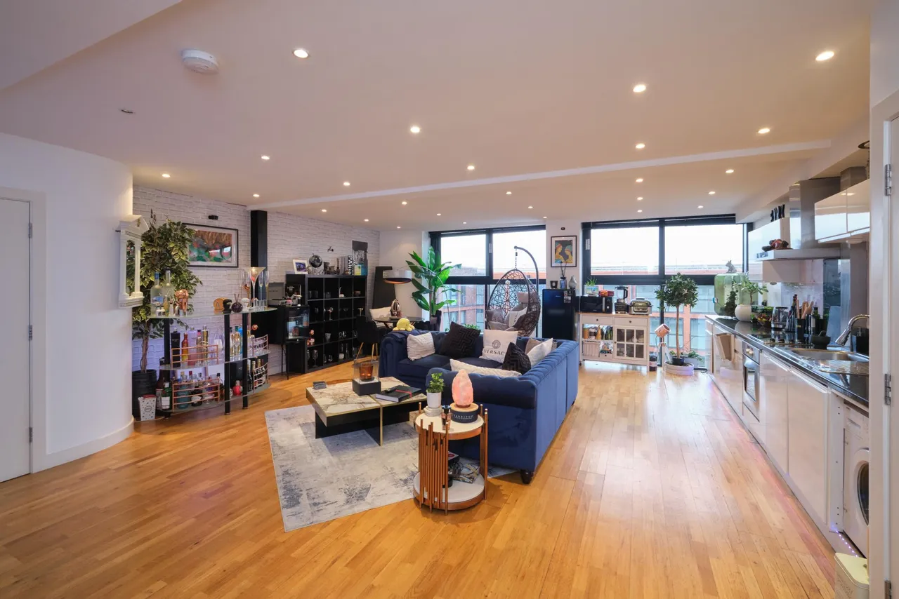 2 bed flat for sale, Tenby Street, Birmingham, B1