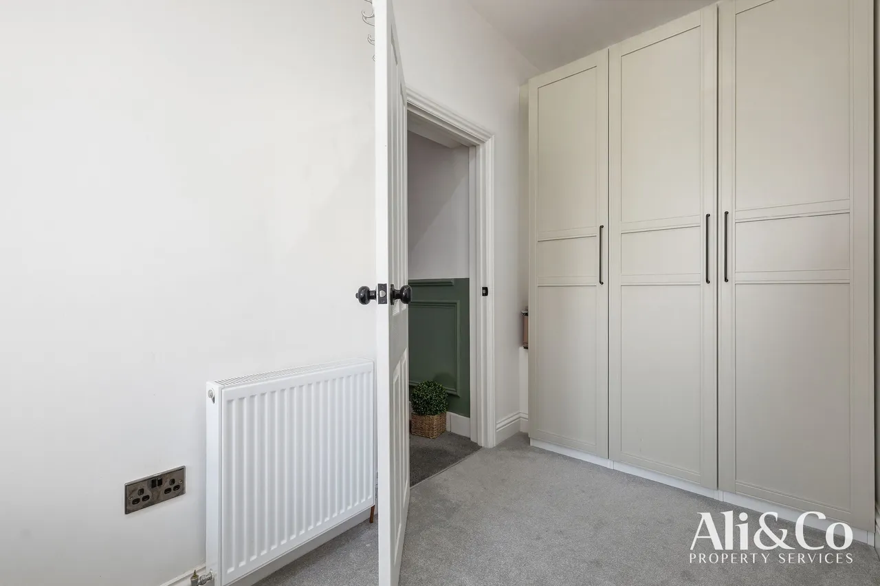 Orchard Drive, Grays, Essex, RM17 5AF, photo 16