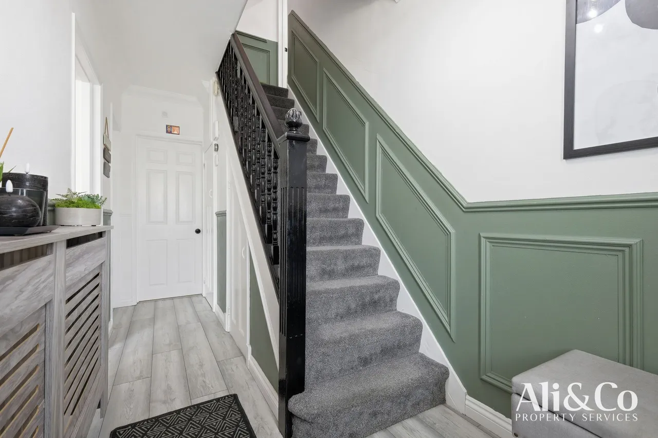 Orchard Drive, Grays, Essex, RM17 5AF, photo 12
