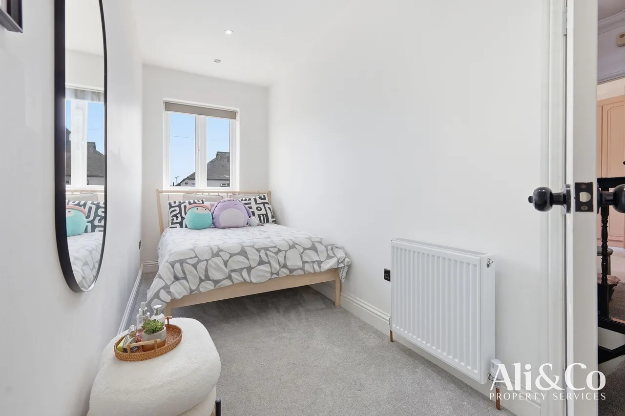 Orchard Drive, Grays, Essex, RM17 5AF, photo 19