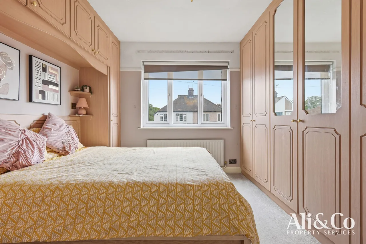 Orchard Drive, Grays, Essex, RM17 5AF, photo 18