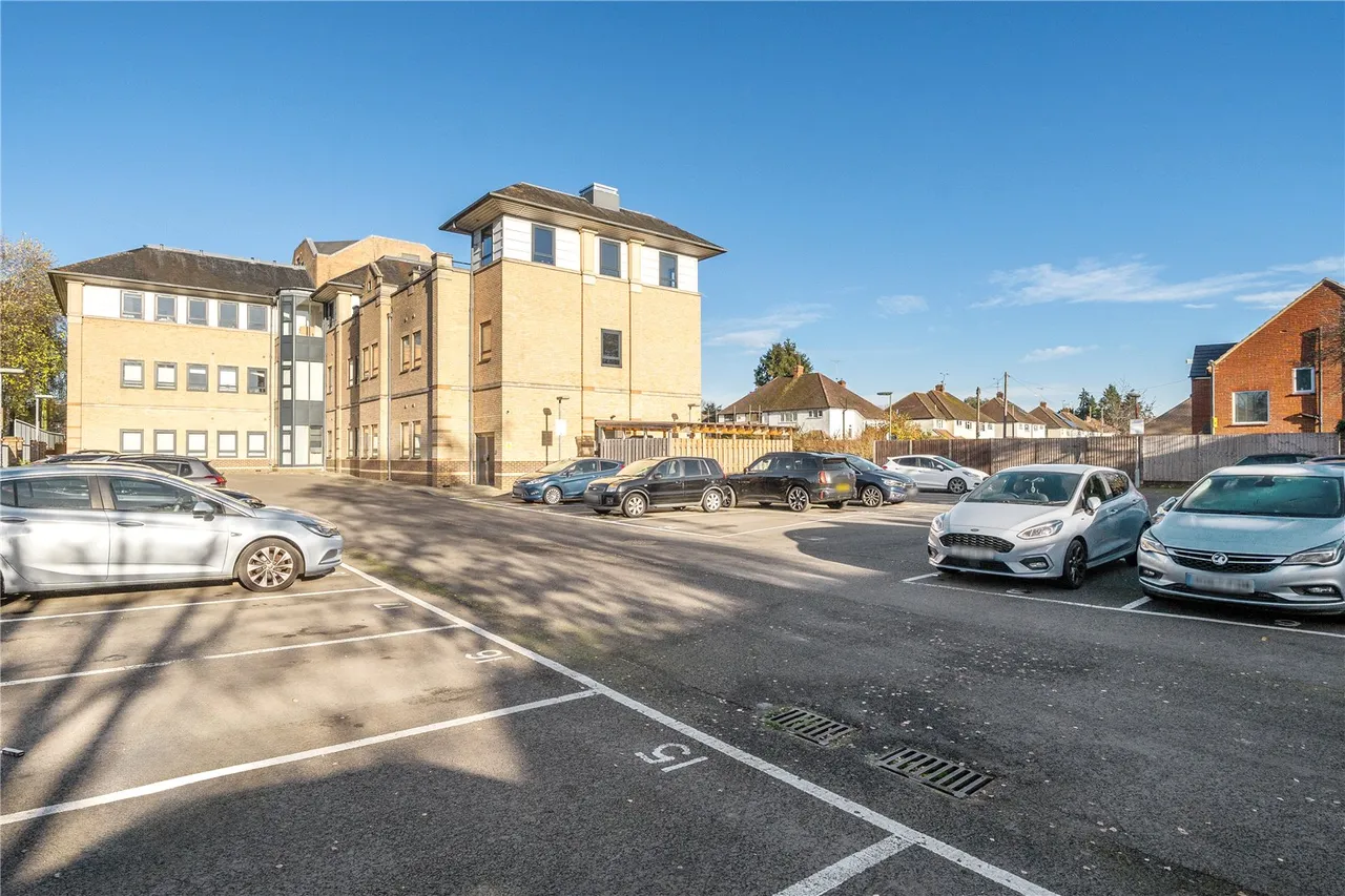 Maybury Close, Frimley, Camberley, Surrey, GU16 7AX, photo 12