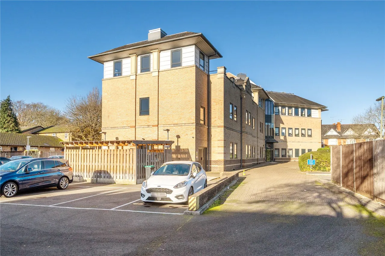 Maybury Close, Frimley, Camberley, Surrey, GU16 7AX, photo 11