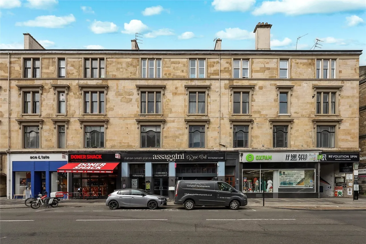 2 bed flat for sale — Byres Road, Dowanhill, Glasgow, G12
