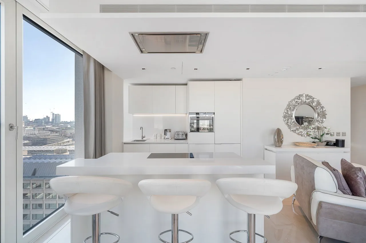 Southbank Tower, SE1, photo 6