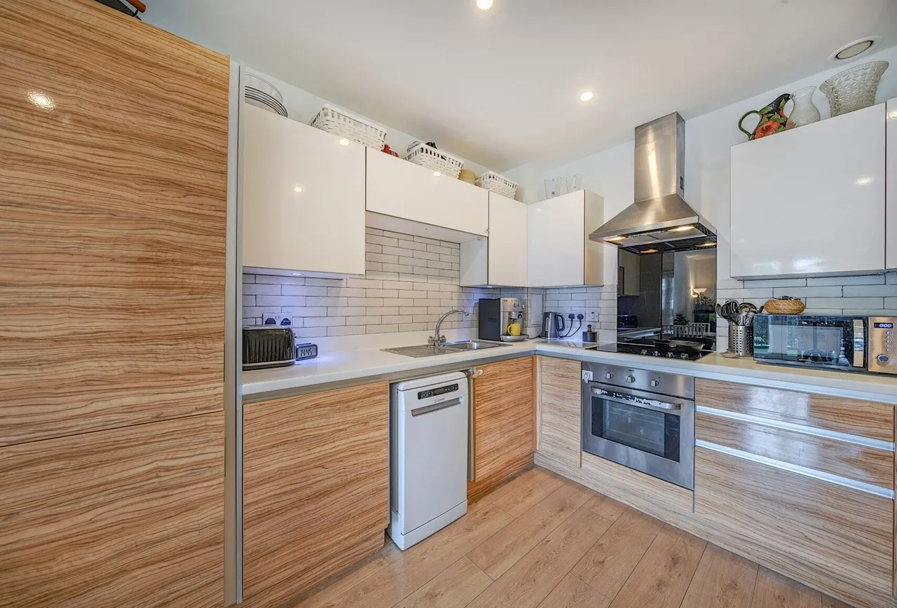 Aventine Avenue, Mitcham, CR4 1GD, photo 16
