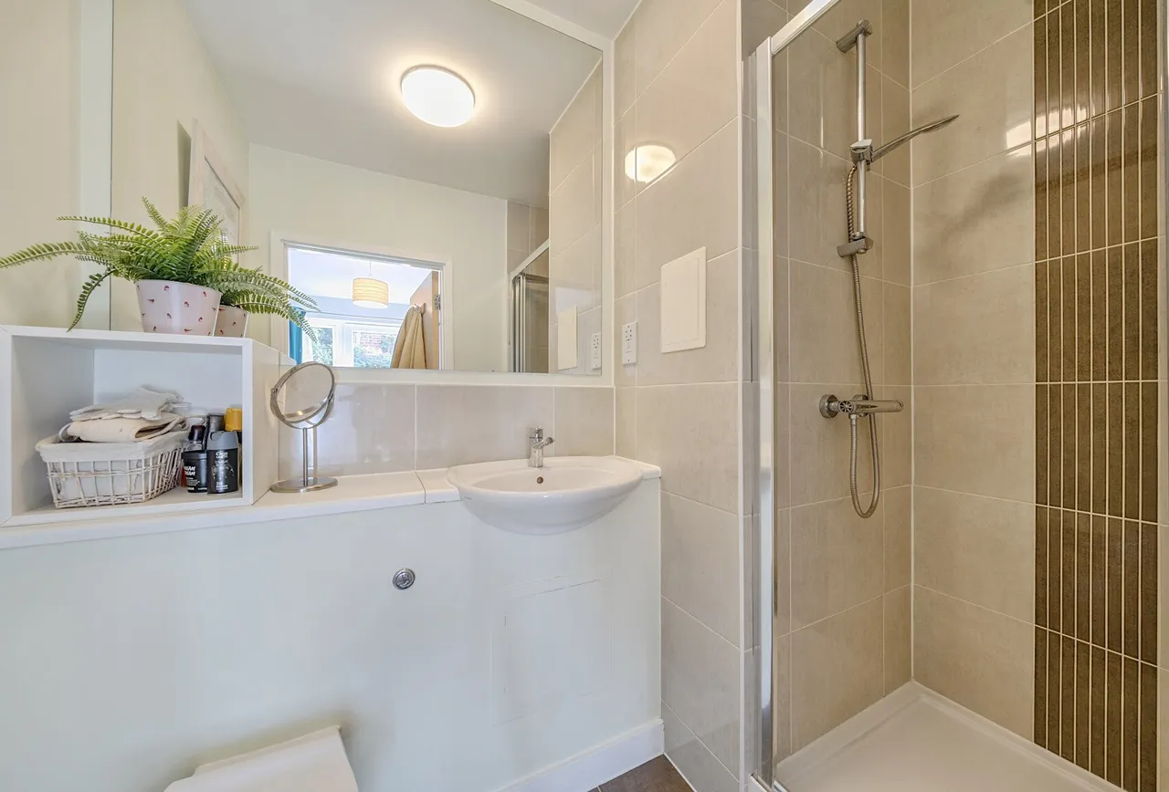 Aventine Avenue, Mitcham, CR4 1GD, photo 6