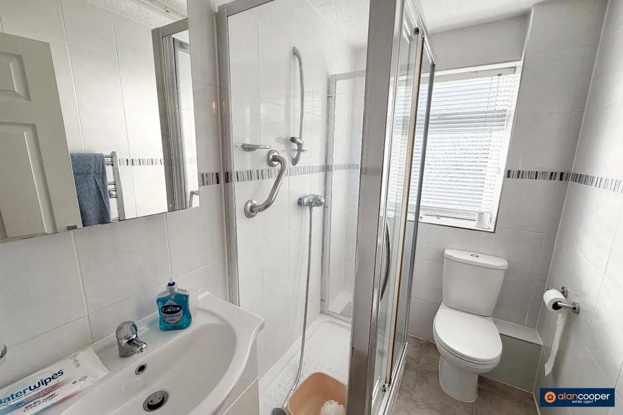Coniston Court, St Nicolas Park, CV11, photo 9