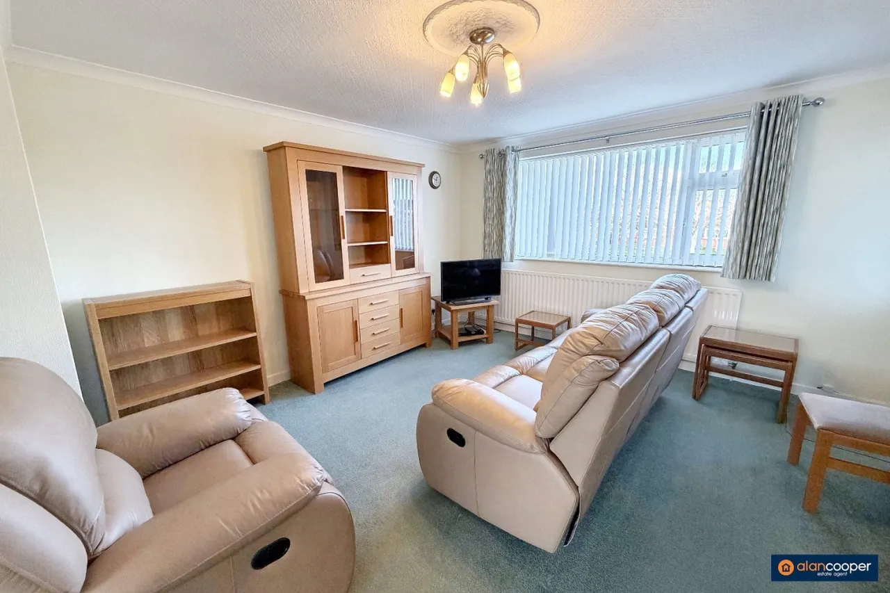 Coniston Court, St Nicolas Park, CV11, photo 3