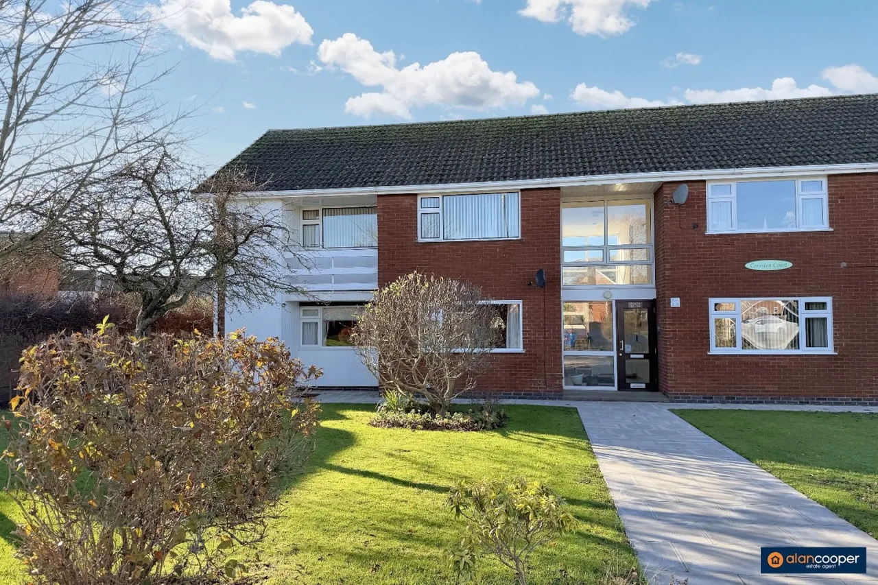 Coniston Court, St Nicolas Park, CV11, photo 10