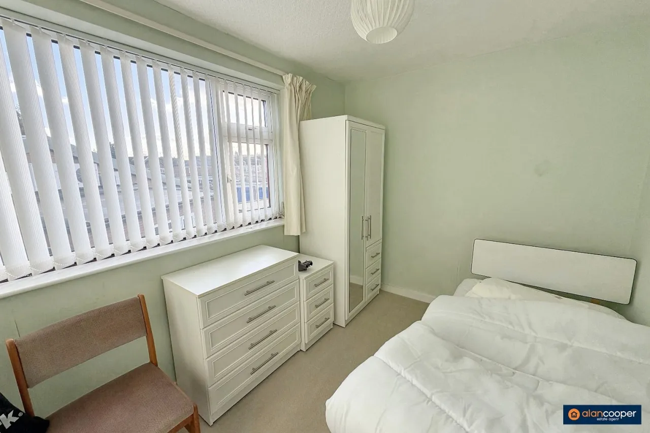 Coniston Court, St Nicolas Park, CV11, photo 8