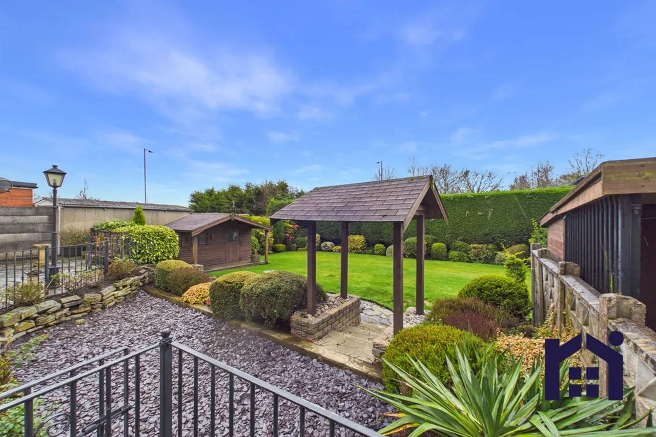 Almond Brook Road, Standish, Wigan, WN6 0SR, photo 26