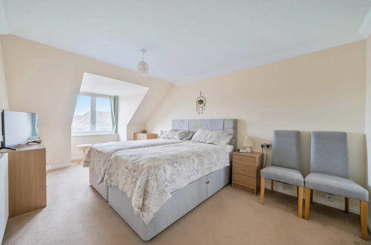 Havant Road, Drayton, PO6, photo 4