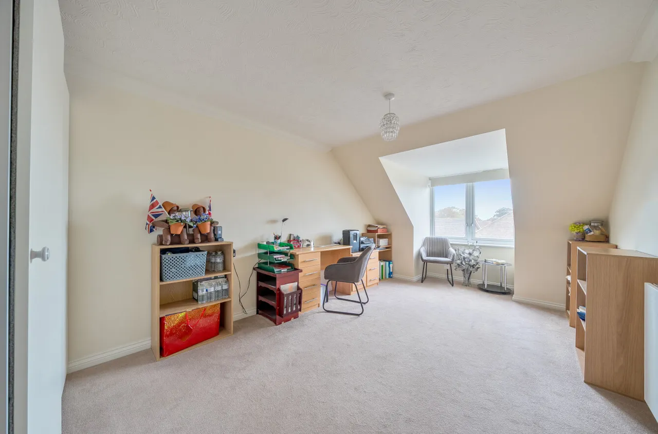 Havant Road, Drayton, PO6, photo 6