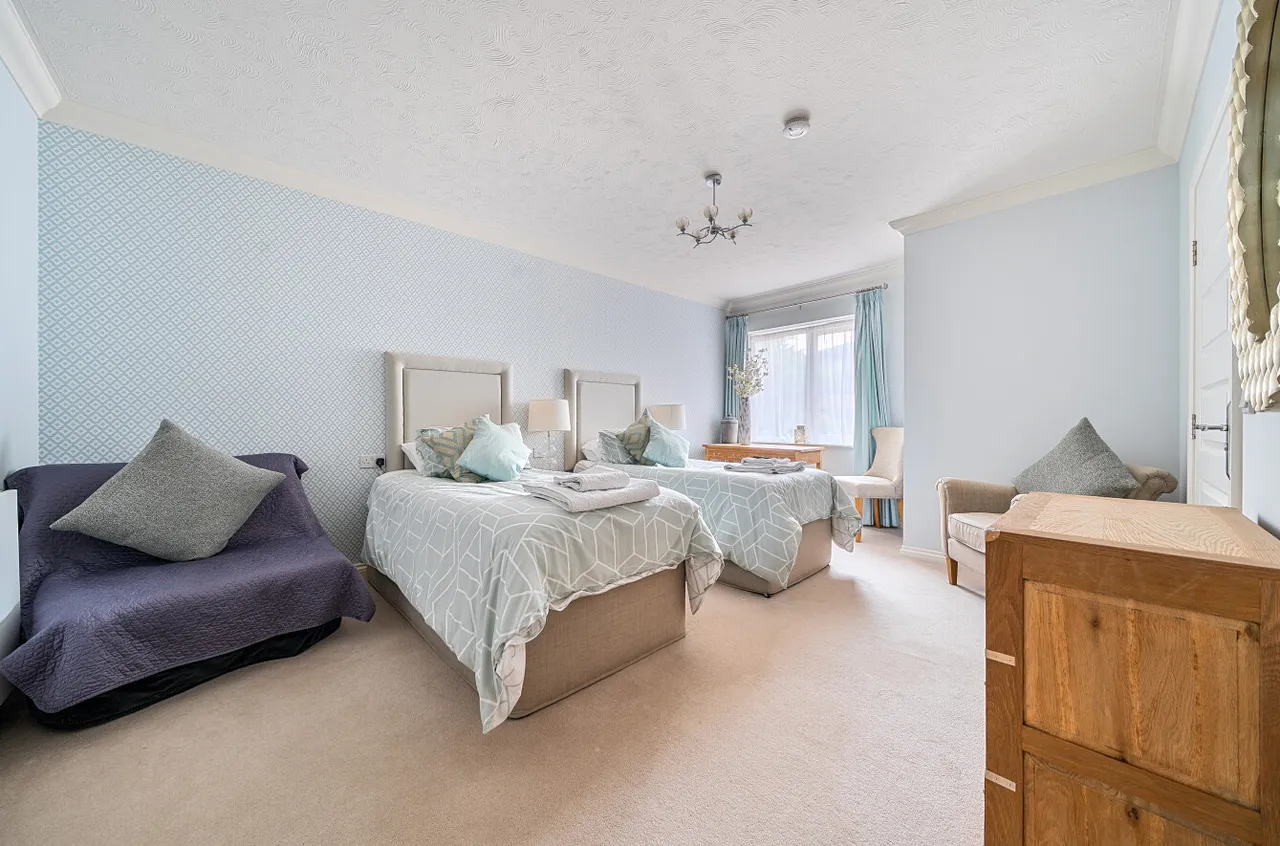 Havant Road, Drayton, PO6, photo 5