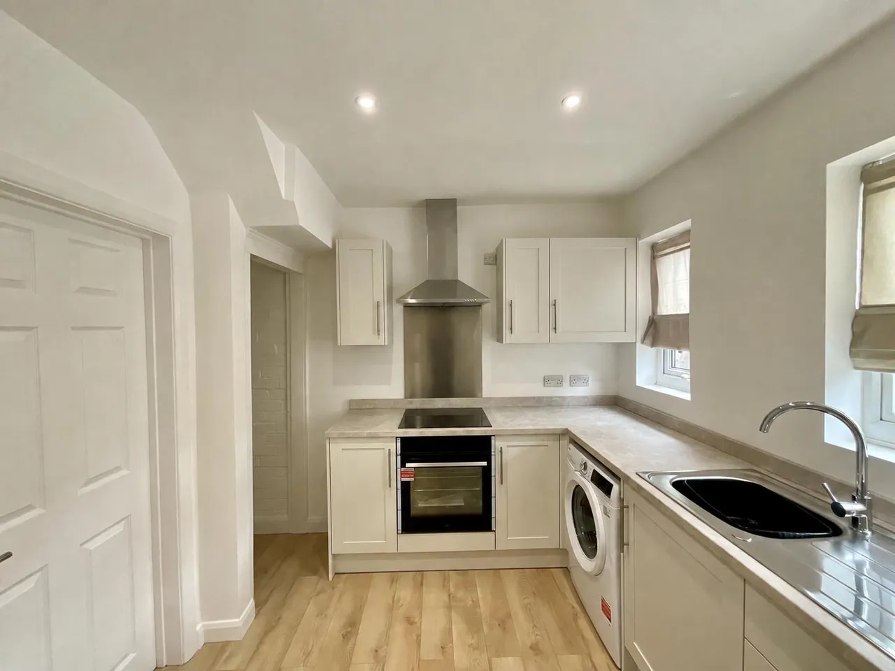 Allendale Avenue, Nottingham, NG8, photo 2