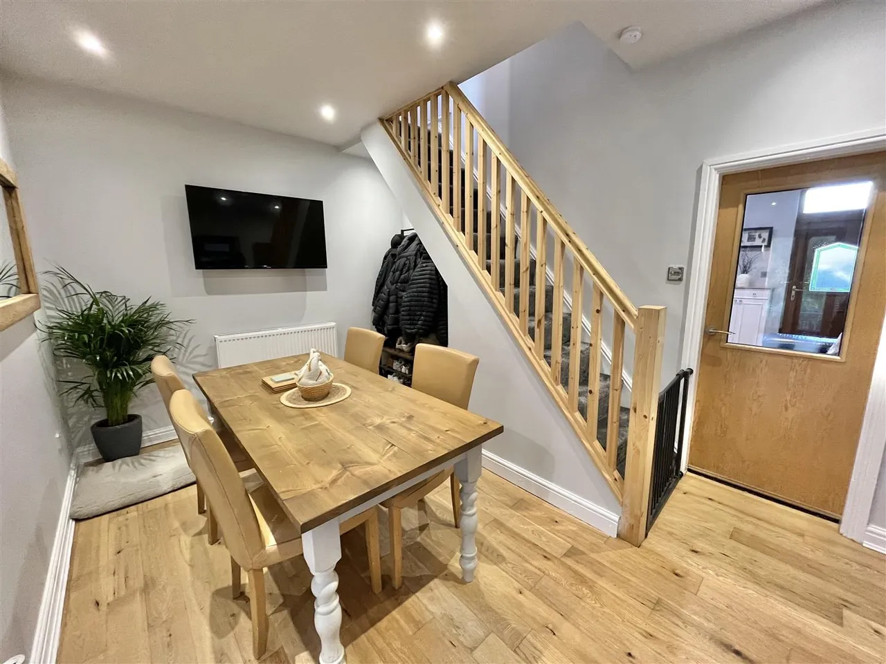 Park Road, Glossop, SK13, photo 5
