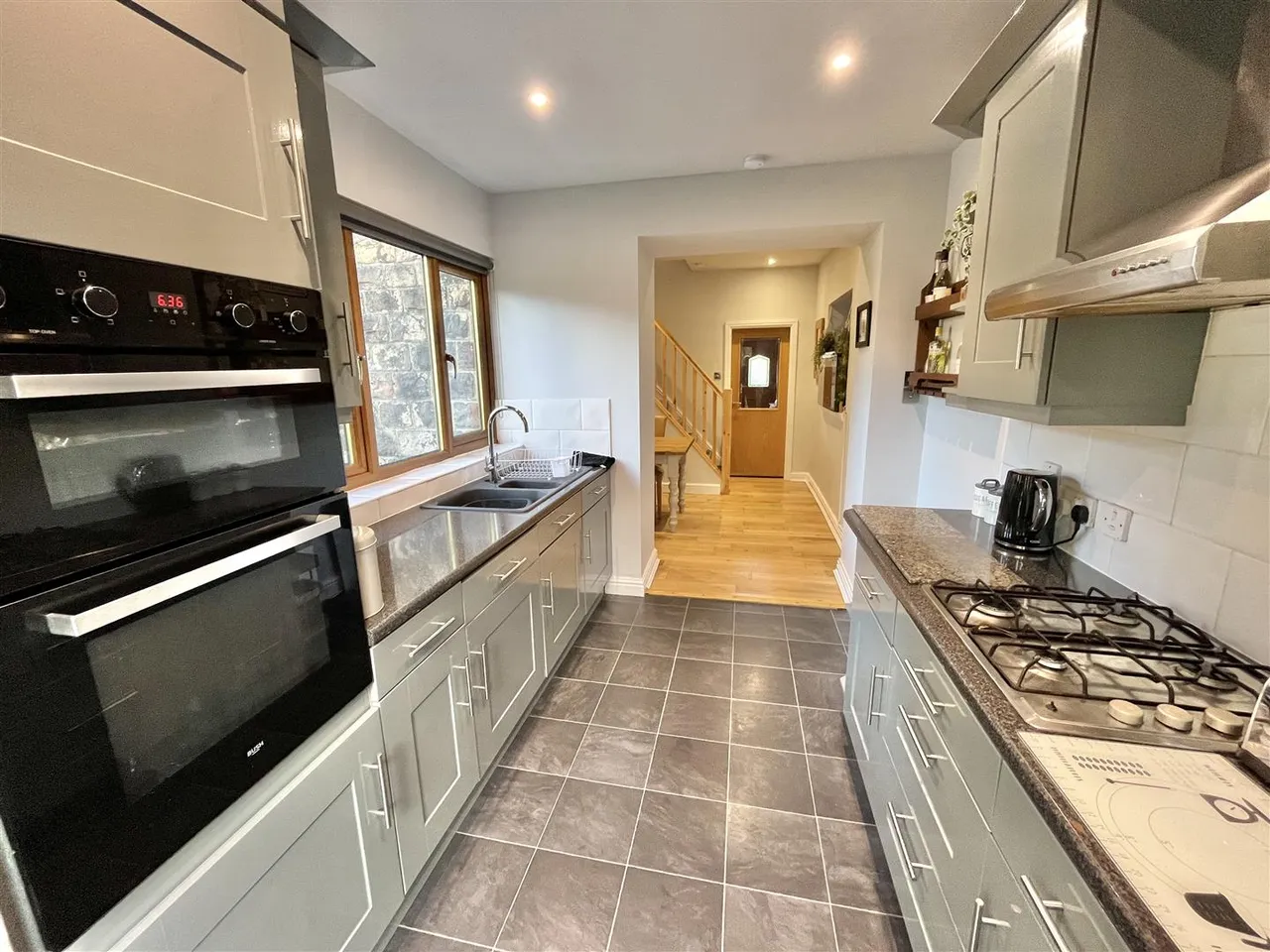 Park Road, Glossop, SK13, photo 7
