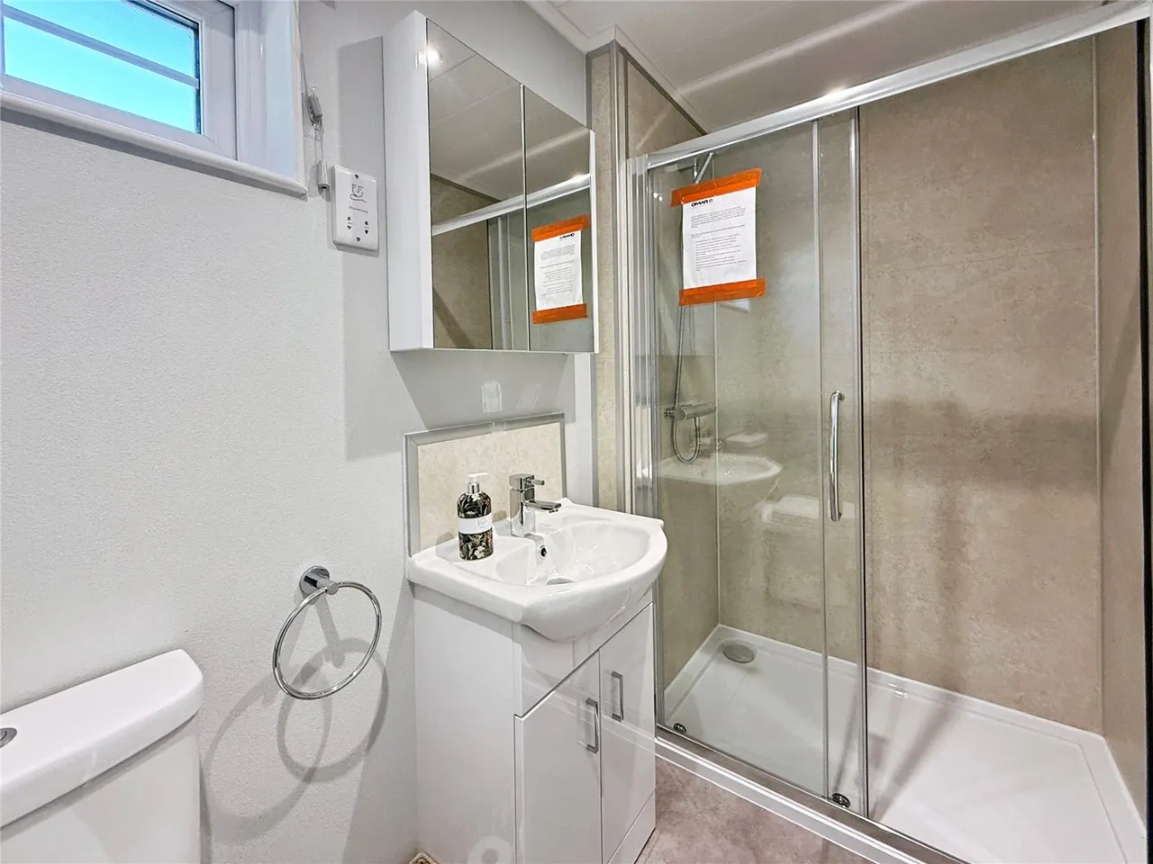 Brownfield Gardens, Maidenhead, Berkshire, SL6 2RL, photo 7
