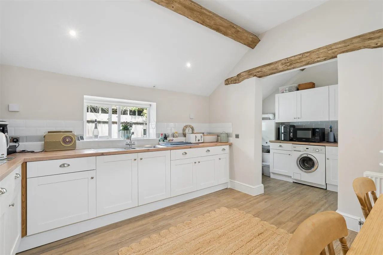 The Green, Loughton, photo 34