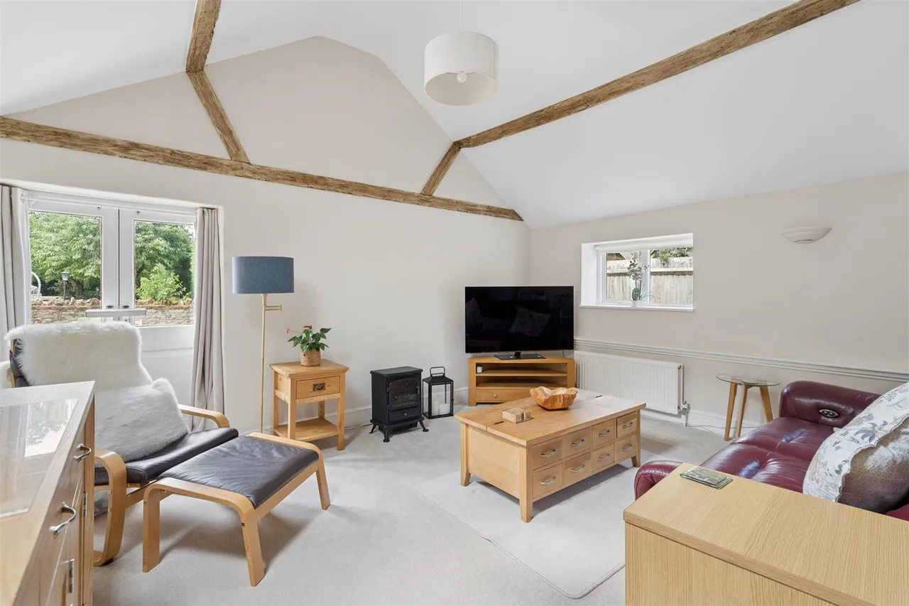 The Green, Loughton, photo 35