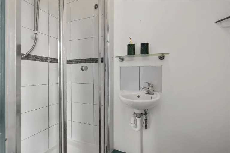 Furzehill Road, Plymouth, PL4, photo 3