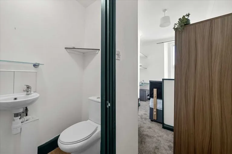 Furzehill Road, Plymouth, PL4, photo 10